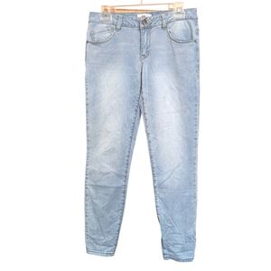 🔴 CLEARANCE   Jolt jeans